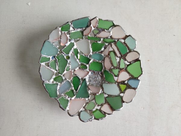Round sea glass ring dish, sea stained glass jewelry trinket holder bowl - beach glass love gift, mosaic tealight candle holder - Image 7