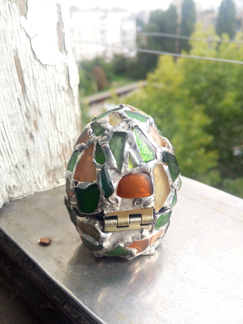 Easter egg - box, sea stained glass OOAK souvenir home decor, ring box, dragon egg, collectable - Image 4
