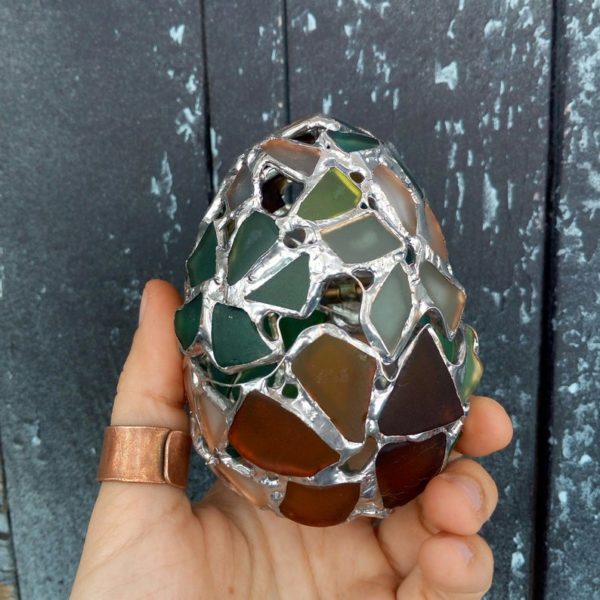 Easter egg jewelry box, flower sea stained glass OOAK ring box, dragon egg, collectable - Image 6