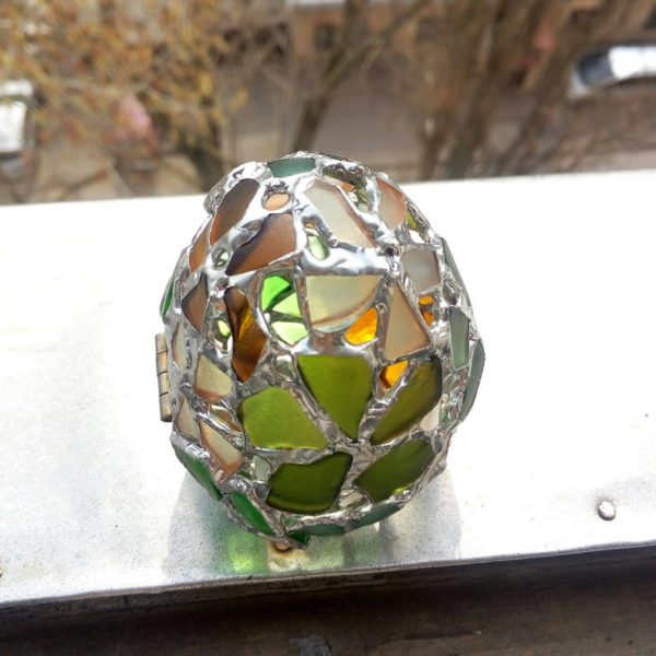 Easter egg jewelry box, flower sea stained glass OOAK ring box, dragon egg, collectable - Image 7