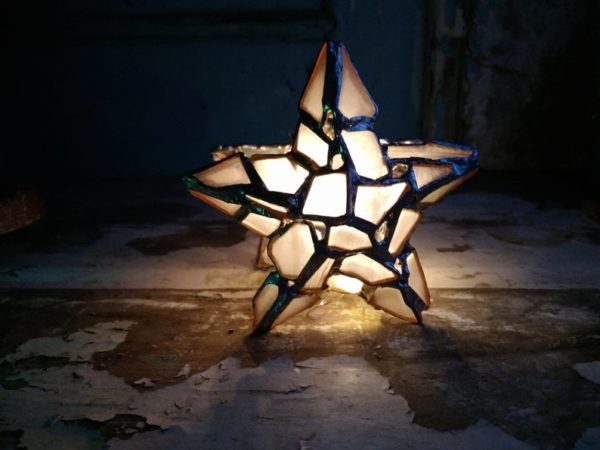 Candle holder "Double star", sea stained glass home decor, original upcycled mosaic art - Image 6