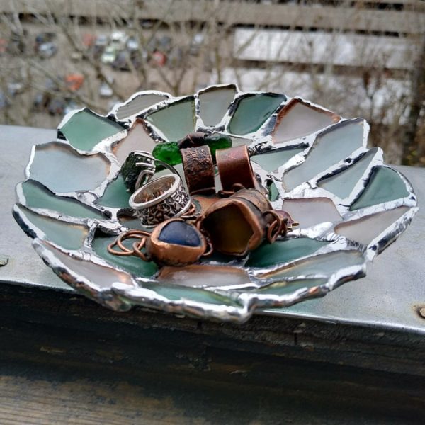 Round sea glass ring dish, sea stained glass jewelry trinket holder bowl - beach glass love gift, mosaic tealight candle holder - Image 11