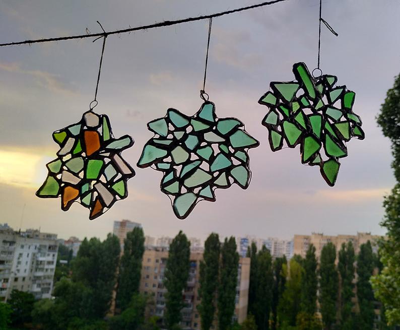 Sea glass maple leaf suncatcher, ornament, upcycled art window hanging, sea stained glass - Image 9