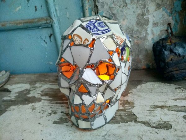 sea pottery skull