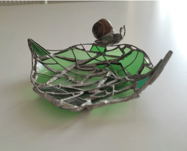 Stained glass green leaf + snail ring dish, bottle glass recycled art, cute trinket dish - Image 10