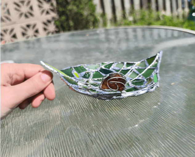Stained glass green leaf + snail ring dish, bottle glass recycled art, cute trinket dish - Image 8