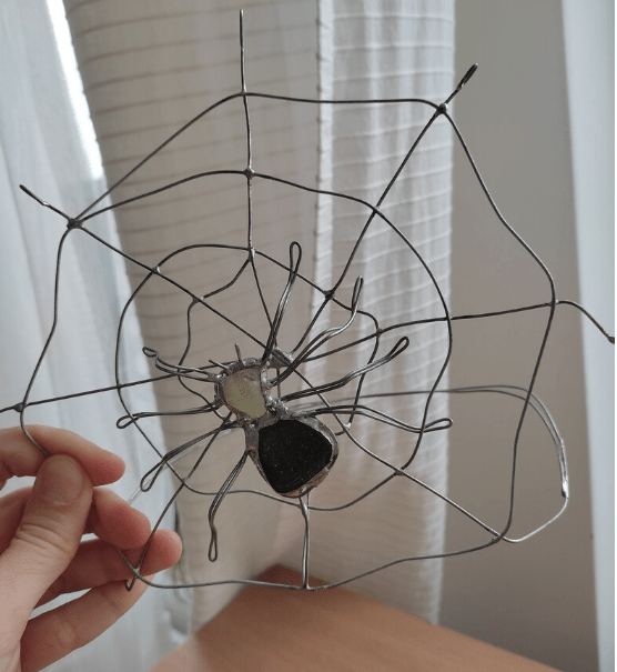 Sea glass spider on a spiderweb table suncatcher, teal-brownish glass scary home decor - Image 5