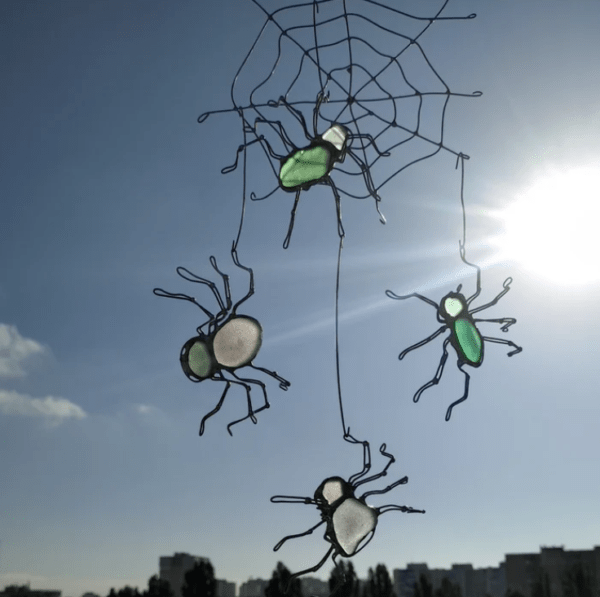 Sea glass spiders on a spiderweb suncatcher, hanging or standing scary home decor - Image 3