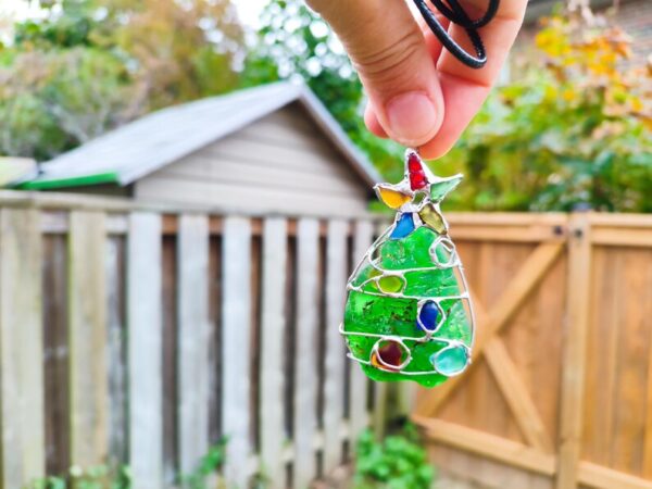 Sea glass Christmas tree necklace or suncatcher, unique bonfire glass piece - Image 8