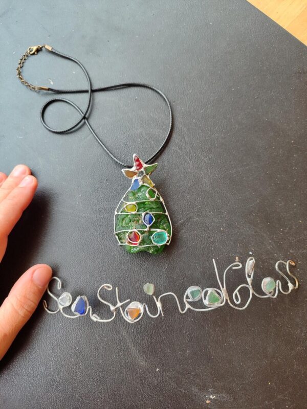 Sea glass Christmas tree necklace or suncatcher, unique bonfire glass piece - Image 9