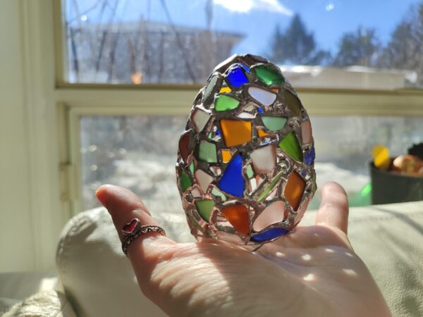 Sea stained glass easter egg night light, unique beach glass figurine, table suncatcher - Image 3