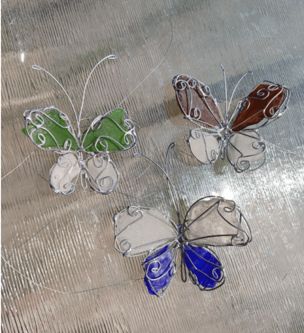 Random street art butterfly figurine, unique decoration for loft lamp shades, garden decor - Image 8
