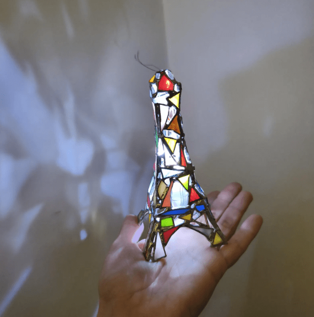 Stained glass Eiffel Tower, 3D suncatcher, Christmas tree ornament - Image 5