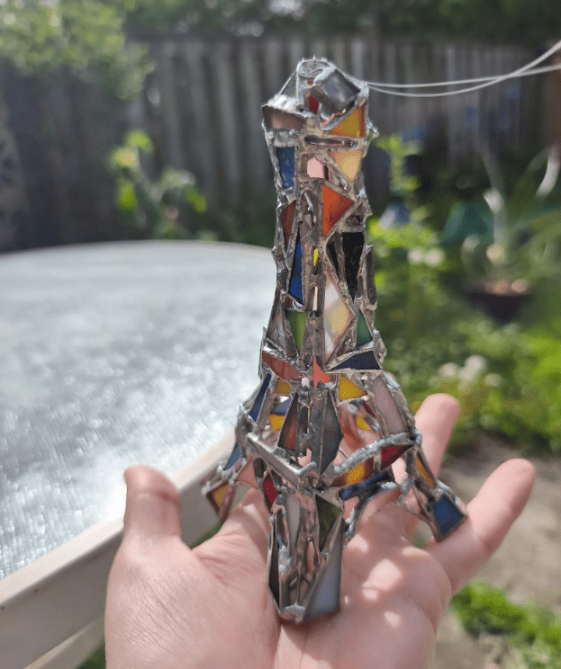 Stained glass Eiffel Tower, 3D suncatcher, Christmas tree ornament - Image 4