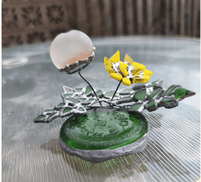 Sea glass dandelion ring dish, stained glass artificial flower composition, table suncatcher, upcycled art decor - Image 7