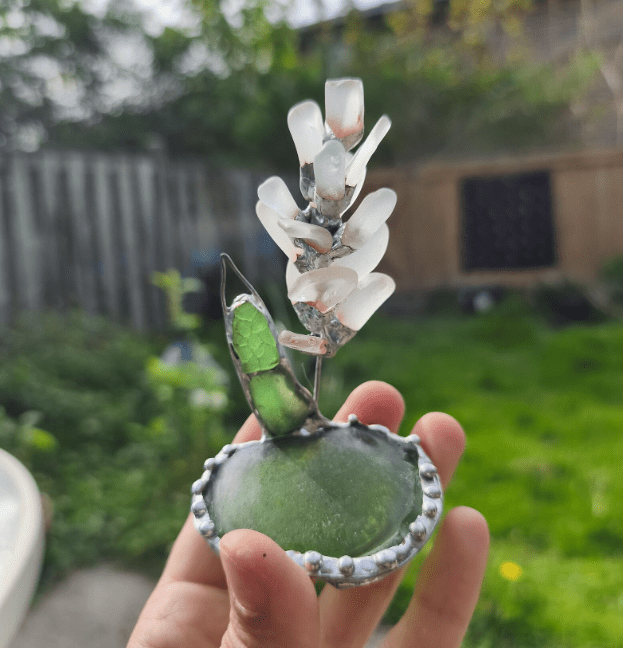 Sea glass miniature hyacinth flower, stained glass flower composition ring dish, botanical art decor - Image 4