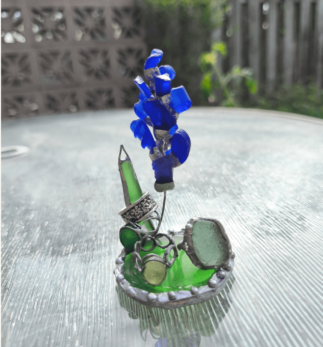Sea glass miniature hyacinth flower, stained glass flower composition ring dish, botanical art decor - Image 2